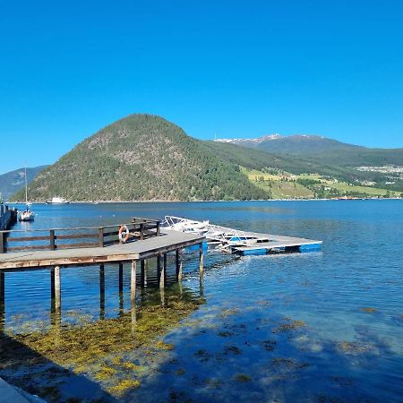 Nedre Amla Fjord Apartment Kaupanger Εξωτερικό φωτογραφία