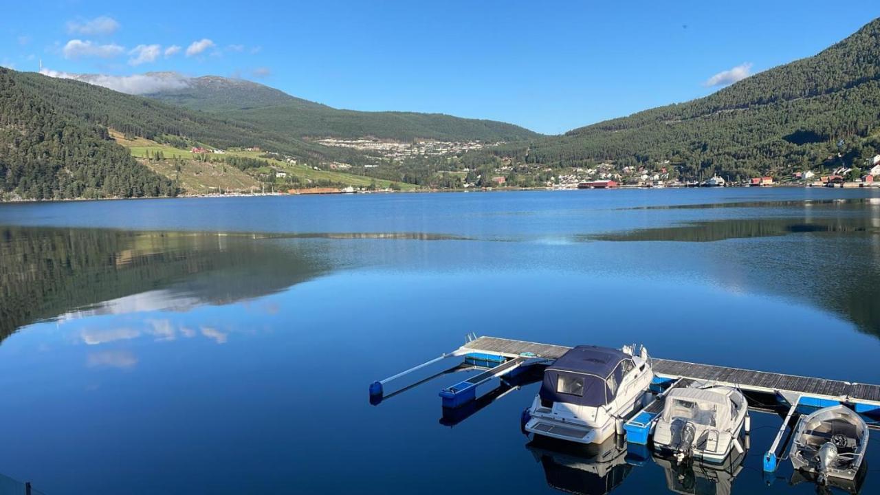 Nedre Amla Fjord Apartment Kaupanger Εξωτερικό φωτογραφία