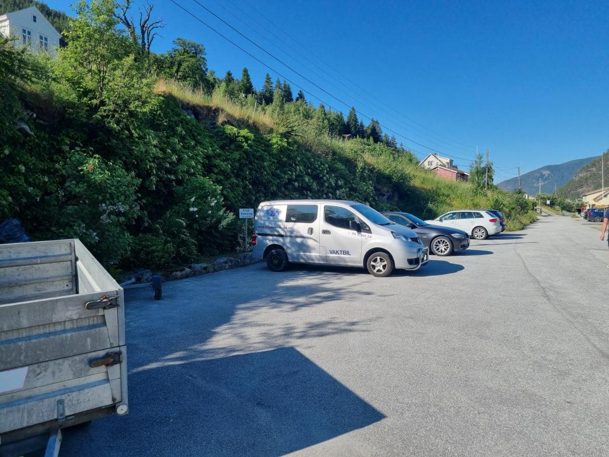 Nedre Amla Fjord Apartment Kaupanger Εξωτερικό φωτογραφία